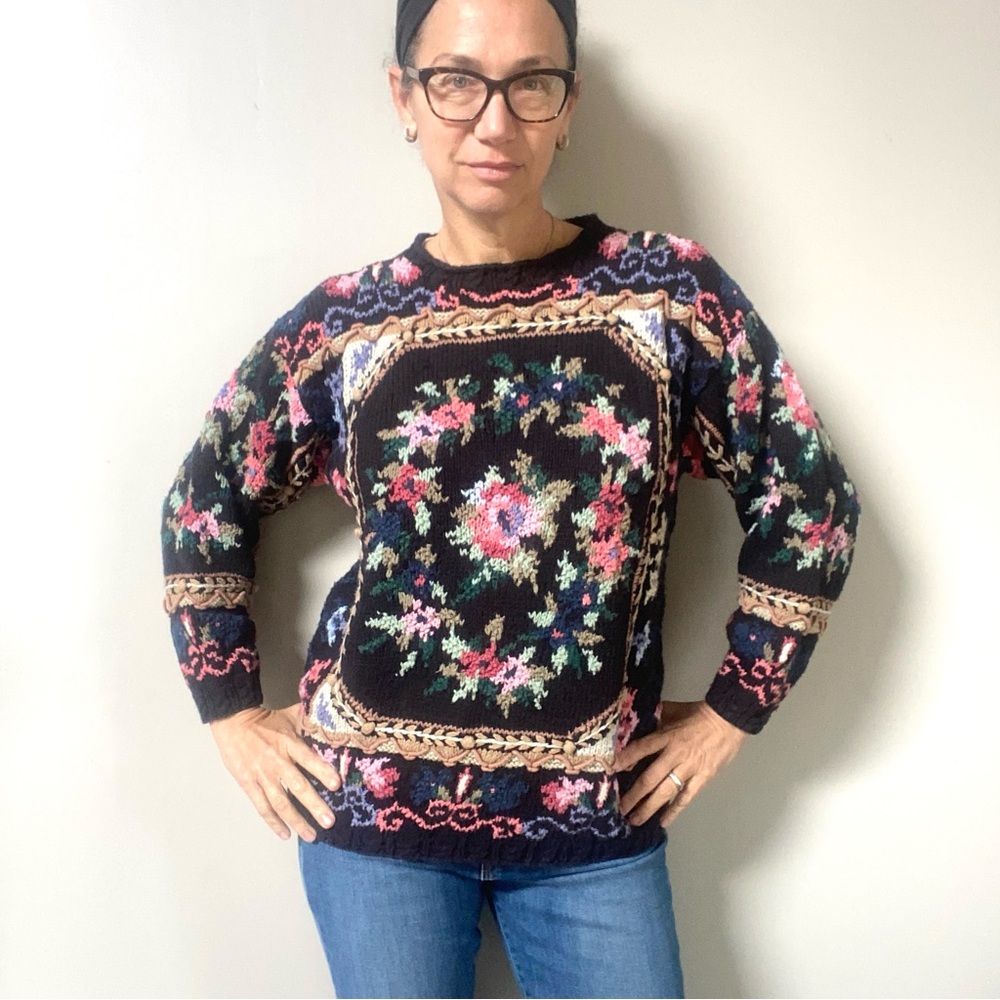 Vintage 1990s 90s Casual Corner Floral Knitted embroidered Crewneck Swea…
